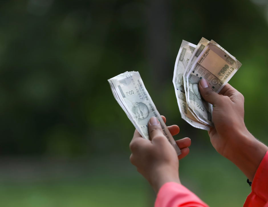 ശമ്പള കമ്മീഷൻ: മിനിമം ശമ്പളം 69,000 രൂപയാകുമോ? കേന്ദ്ര സർക്കാർ ജീവനക്കാരുടെ ആവശ്യങ്ങൾ അറിയുക