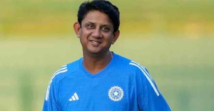 ഇന്ത്യൻ പുരുഷ ക്രിക്കറ്റ് ടീമിന്റെ സ്പിൻ ബോളിങ് കോച്ചായി സായ്രാജ് ബഹുതുലെ ചുമതലയേറ്റു