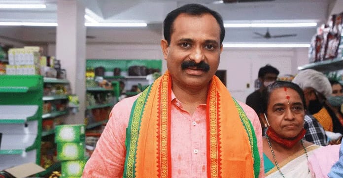 തിരുവനന്തപുരം കോർപ്പറേഷനിൽ അവിശ്വാസ പ്രമേയ നീക്കത്തിൽ നിന്ന് പിന്മാറി യുഡിഎഫ്; ഭരണസമിതിക്കെതിരെ മാർച്ച് നടത്തും