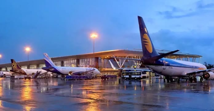സൗജന്യ എയർപോർട്ട് ലോഞ്ച് ആക്സസ് ലഭിക്കുന്ന മികച്ച ക്രെഡിറ്റ് കാർഡുകൾ ഏതൊക്കെ അറിഞ്ഞിരിക്കാംസൗജന്യ എയർപോർട്ട് ലോഞ്ച് ആക്സസ് ലഭിക്കുന്ന മികച്ച ക്രെഡിറ്റ് കാർഡുകൾ ഏതൊക്കെ അറിഞ്ഞിരിക്കാം